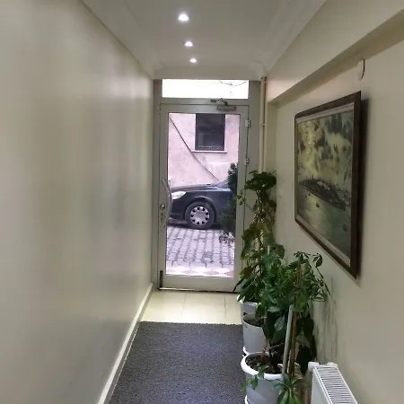 Black Bird Apartament